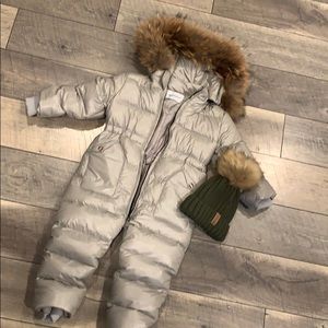 Toddler waterproof snow suit and hat!